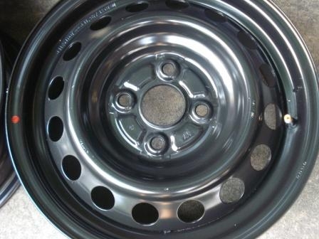 ล้อกะทะขอบ 14  4รู 100 สภาพใหม่ๆ 4 วงขายถูกๆ