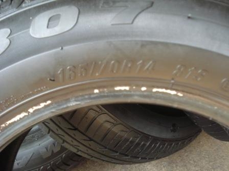 ยาง 165-70-14 ปี 11  4 เส้นสภาพดีดอกหนาๆ