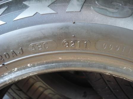 ยาง 165-70-14 ปี 11  4 เส้นสภาพดีดอกหนาๆ