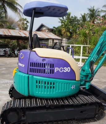 ขายรถขุด KOMUTSU PC30MR-1 เก่านอกปรับสภาพ