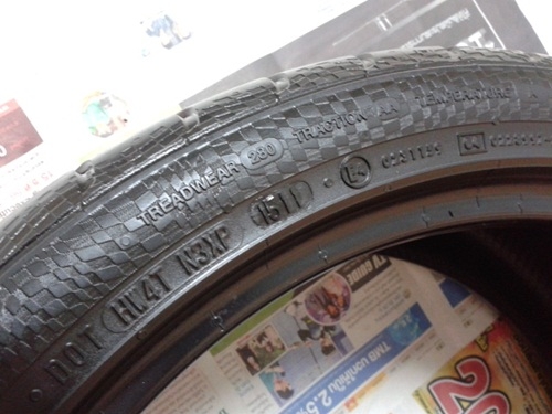 ยาง,255/35R18 Continental ดอกหนาปี11หนึ่งคู่2,900