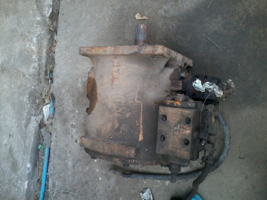 ขายปั้มไฮโดรลิคท้ายเครื่องรถแมคโค ขายปั้มไฮโดรลิคท้ายเครื่องรถแมคโค