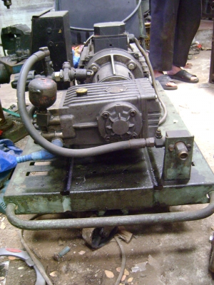 ขายปั๊มฉีดน้ำแรงดันสูง มือสอง ขายปั๊มฉีดน้ำแรงดันสูง มือสอง