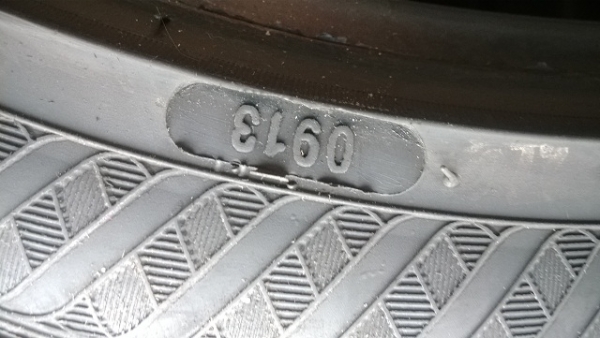 ยางใหม่ ป้ายแดง 205 45 17