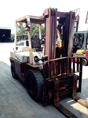 -:-*&bull;*ข า ย ร ถ ย ก เ ก่ า น อ ก*&bull;*-:-NISSAN FD35 เสาสูง4.5เมตร สไลด์แผงงา 083-062-0223