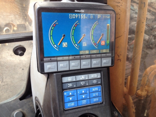 รถแบคโฮKOMATSU 200-8