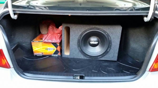 ขายด่วนครับ Toyota Vios สภาพดีเครื่องดี เดิมๆแม็กยางใหม่เอี่ยม