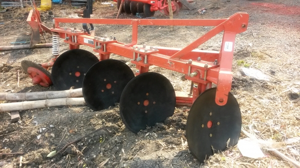 ขายอุปกรณ์ต่อพ่วงคูโบต้าตราช้างราคาสุดพิเศษ ตั้งแต่รุ่น B24-L47 สนใจโทรมาคุยกันก่อนได้ครับ  รับรองโดนใจแน่นอน 0887463412