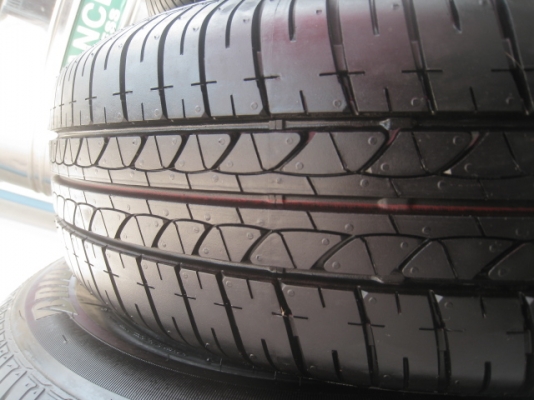 ขายล้อกะทะป้ายแดง nissan almera 14" ยาง bridgestone b250 175/70r14 ยางผลิตสัปดาห์ที่ 44 ปี 13 ตุ่มที่หน้ายางมีทุกเส้นครับ  สนใจติดต่อเล็กคลองสามครับ (081-3747940)
