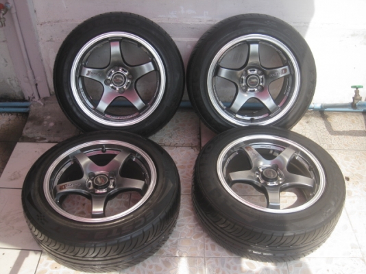 ขายล้อแม็กมือ 2 lenso project d 15"x7" et38 4h100 สีไฮเปอร์แบล็ค ยาง kumho ku31 195/55r15 ยางผลิตสัปดาห์ที่ 23 ปี 12 ดอกยางหนาใช้ได้อีกนานครับ สนใจติดต่อเล็กคลองสามครับ (081-3747940)