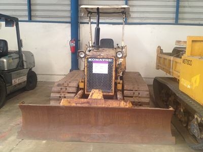 ขายรถแทรคเตอร์ D20P-6 สภาพสวยนำเข้าจากประเทศญี่ปุ่น ติดต่อ อำพล 090-9694506/ 080-3031241 ขายรถแทรคเตอร์ D20P-6 สภาพสวยนำเข้าจากประเทศญี่ปุ่น ติดต่อ อำพล 090-9694506/ 080-3031241