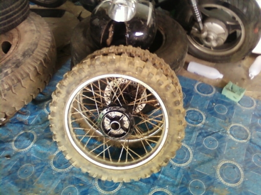 ขายล้อวิบาก พร้อมถังน้ำมัน ราคา 2500