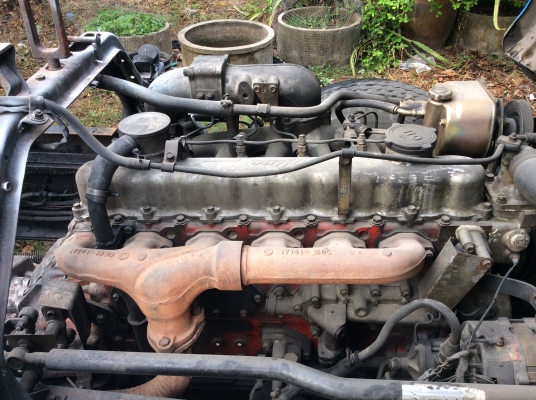 ขายรถหกล้อครับ0859108876