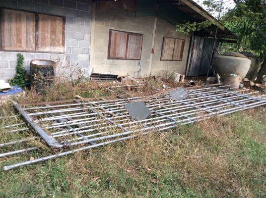 ขายด่วนคอกรถหกล้อ