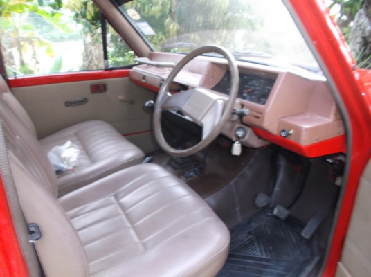 The Gorgeous Nisssan  Patrol จากกองทัพเรือทะเบียนแท้ เครื่องL28 เกียร์ใหม่ 4x4 เฟืองท้ายหลัง limited กระบะขึ้นรูปใหม่ วิ่งดีมาก ติดตั้งแก๊ส LPG ใต้ท้องรถ พร้อมติดตั้งพวงมาลัย Power ตรงรุ่น ขับดีมาก ค่าใช้จ่ายไม่เกิน กม.ละ 3 บาท ราคา 680000 บาท สนใจคุยต่อร