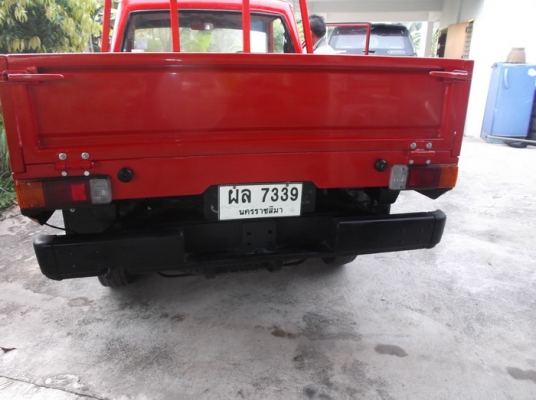 The Gorgeous Nisssan  Patrol จากกองทัพเรือทะเบียนแท้ เครื่องL28 เกียร์ใหม่ 4x4 เฟืองท้ายหลัง limited กระบะขึ้นรูปใหม่ วิ่งดีมาก ติดตั้งแก๊ส LPG ใต้ท้องรถ พร้อมติดตั้งพวงมาลัย Power ตรงรุ่น ขับดีมาก ค่าใช้จ่ายไม่เกิน กม.ละ 3 บาท ราคา 680000 บาท สนใจคุยต่อร