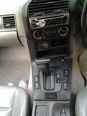 ตัดใจขายรถบ้าน BMW 318iA ตัวท็อป เครื่องนิ่มเดิมๆ ไม่เคยติดแก๊ส ตัดใจขายรถบ้าน BMW 318iA ตัวท็อป เครื่องนิ่มเดิมๆ ไม่เคยติดแก๊ส