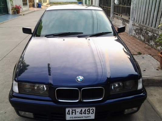 ตัดใจขายรถบ้าน BMW 318iA ตัวท็อป เครื่องนิ่มเดิมๆ ไม่เคยติดแก๊ส