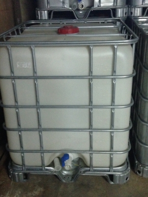 ถัง 1,000 ลิตร มือสอง เกรด A ราคา 2,400 บาท