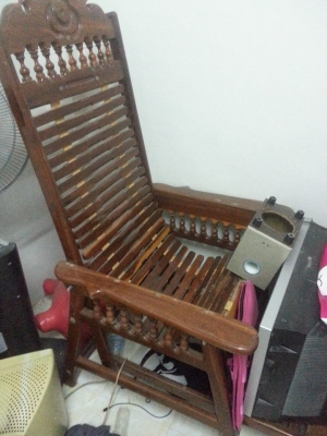 ขาย ที่นั้ง -นอน  เป้นไม้  สภาพดีครับ