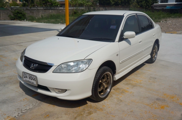 HONDA CIVIC ตาเหี่ยว 2003 ขายรถสวย ติดแก็ส LPG ล้อ MAX แอรฺเย็น เครื่องเดิม เกียร์ ช่วงล่างดี สีสวย ภายในสภาพดี รถพร้อมใช้งาน จัดไฟแนนได้ ฟรีดาวน์