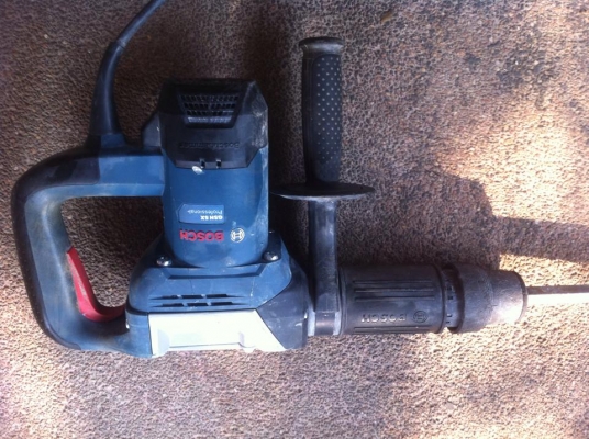 สกัดทำลาย 1,025w. BOSCH Demolition Hammer HEX GSH 5X Profession สกัดทำลาย 1,025w. BOSCH Demolition Hammer HEX GSH 5X Profession