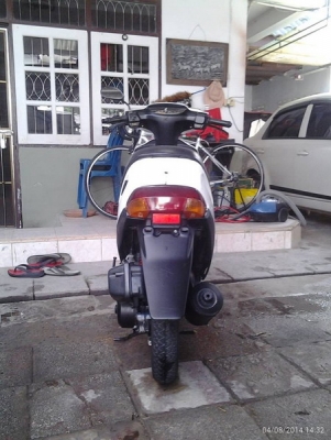 ขายรถป๊อบ HONDA AF28 สีขาว ราคาถูกๆค่ะ