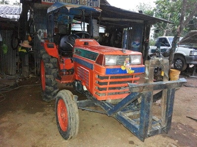ขายรถไถL1 20 แรง เดรื่องดี ปั้มก็ดีอยู่ใช้งานอยู่งานมากขึ้นก็ขายเพราะซื้อคันใหม่มาแทน(มาเอาหลังสงกรานไม่มาผมขายต่อ)