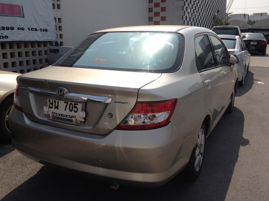 ขายด่วน Honda City ปี 2004 เกียร์ออโต้ ติดแก็ซหัวฉีด ลดเหลือ 150,000 บาท