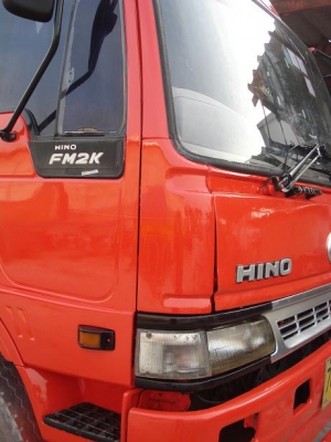 ขายหัวลากHINO 2K ปี 44 เครื่อง K 13D สวยจัด 880,000.- ขายหัวลากHINO 2K ปี 44 เครื่อง K 13D สวยจัด 880,000.-