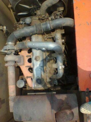 **800,000 บ.ต่อรอง**ขายแบ็คโฮ HITACHI EX200-3 Super เครื่องเดิมปั้มเดิม ไฟฟ้าครบ ช่วงล่างดีแน่นดี เอวดี ไม่แตก โซ่ โรลเลอร์ ใบแทร็ก สภาพดี 70\% ทำงานดีไม่โหลด รถทำงานได้ปกติ พร้อมใช้ พร้อมลุยงาน เอกสารเล่มทะเบียนครบ ราคาต่อรองได้เด้อ พี่น้องครับ