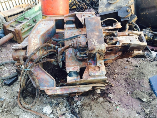 ขายด่วนตัวคีบแผ่นเหล็กชิพพลาย