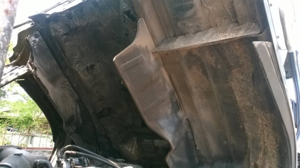 ขาย 10 ล้อเพลาเดียว 3M สภาพสวยพร้อมใช้งาน เครื่องเดิม M10C 240 HP เกียร์เดิม คัสซีสวยตลอดเส้น เก๋งสวยแอร์เย็น ทะเบียนเต็มพร้อมโอนราคาต่อรองได้