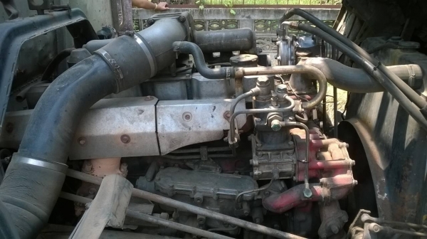 ขาย 10 ล้อเพลาเดียว 3M สภาพสวยพร้อมใช้งาน เครื่องเดิม M10C 240 HP เกียร์เดิม คัสซีสวยตลอดเส้น เก๋งสวยแอร์เย็น ทะเบียนเต็มพร้อมโอนราคาต่อรองได้