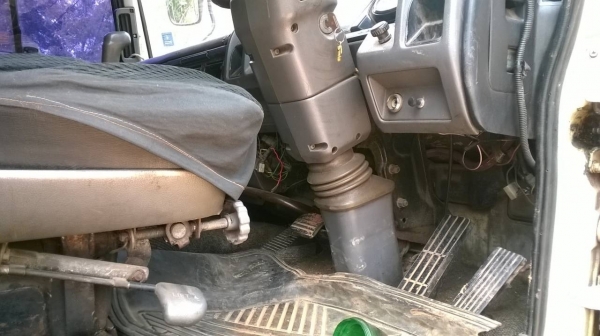 ขาย 10 ล้อเพลาเดียว 3M สภาพสวยพร้อมใช้งาน เครื่องเดิม M10C 240 HP เกียร์เดิม คัสซีสวยตลอดเส้น เก๋งสวยแอร์เย็น ทะเบียนเต็มพร้อมโอนราคาต่อรองได้