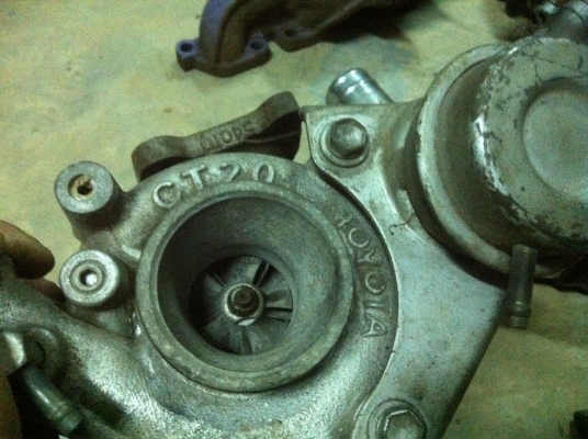 ชุดเทอร์โบ โตโยต้า 2L HERO เขาไอดี ไอเสีย ท่อข้าม Turbo แน่นๆ