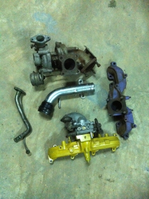 ชุดเทอร์โบ โตโยต้า 2L HERO เขาไอดี ไอเสีย ท่อข้าม Turbo แน่นๆ