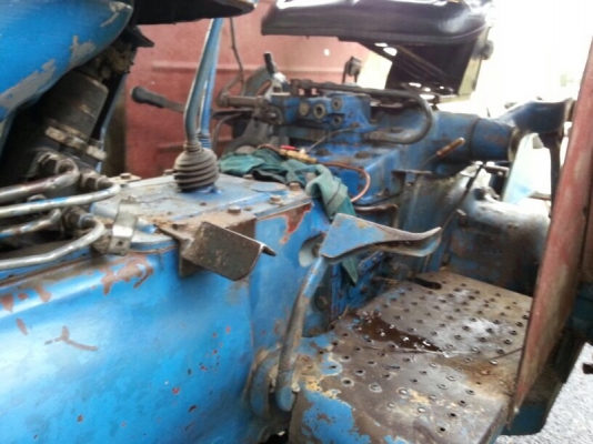 รถไถ FORD  6610.   2 เพลา.  สนใจติดต่อ 081 - 6079515