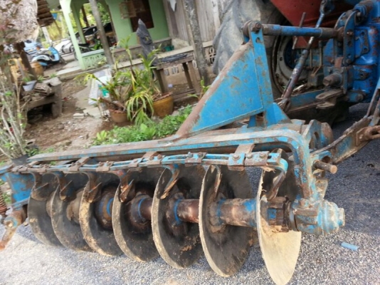 รถไถ FORD  6610.   2 เพลา.  สนใจติดต่อ 081 - 6079515