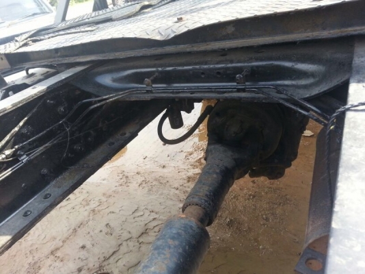 รถฮีโน่ 10 ล้อ หัวลาก  220 แรงม้า.  ( ขายแม่ , ลูก )   สนใจติดต่อ  081 - 6079515