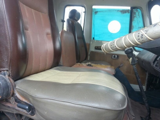 รถฮีโน่ 10 ล้อ หัวลาก  220 แรงม้า.  ( ขายแม่ , ลูก )   สนใจติดต่อ  081 - 6079515