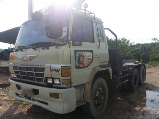 รถฮีโน่ 10 ล้อ หัวลาก  260 แรงม้า. ปี 39  ( รถประกอบ )  สนใจติดต่อ 081 - 6079515