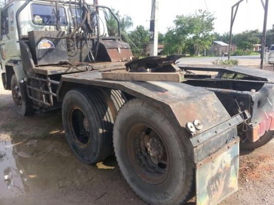 รถฮีโน่ 10 ล้อ หัวลาก  260 แรงม้า. ปี 39  ( รถประกอบ )  สนใจติดต่อ 081 - 6079515