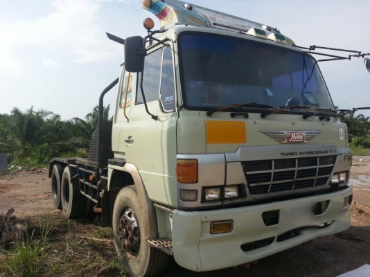 รถฮีโน่ 10 ล้อ หัวลาก  260 แรงม้า. ปี 39  ( รถประกอบ )  สนใจติดต่อ 081 - 6079515