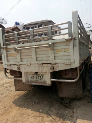 ขายรถIsuzu6ล้อ  MP 1 NKR กระบะคอกสตันแลดทั้งคอก