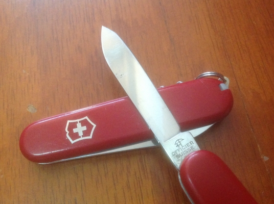 ขายมีดพกเอนกประสงค์ Vintage Victorinox เล่มละ