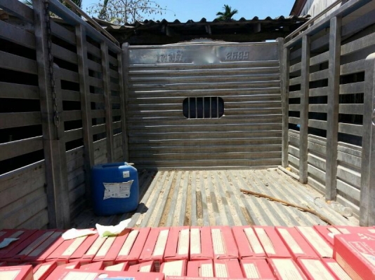 รถอีซูซุ 6 ล้อ รั้ว 115 แรงม้า. ปี 37  สนใจติดต่อ 081 - 6079515