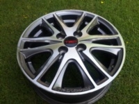 ขายแม็กโต้โยต้า TRD ขอบ 15 x 5 1/2 ( OFF +45 )  หน้าเงา 4ล้อ