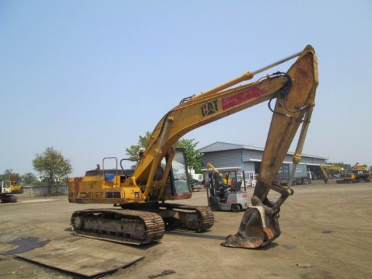 CATERPILLAR E200B  เก่านอก 081 959 9540 (เล่ง)