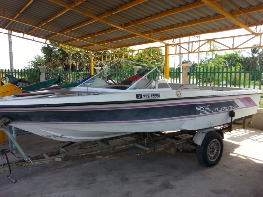 ขายเรือ SKI CENTURION เครื่อง Indmar พร้อมเทลเลอร์ สภาพดีครับ ราคา 250000 บาทครับ